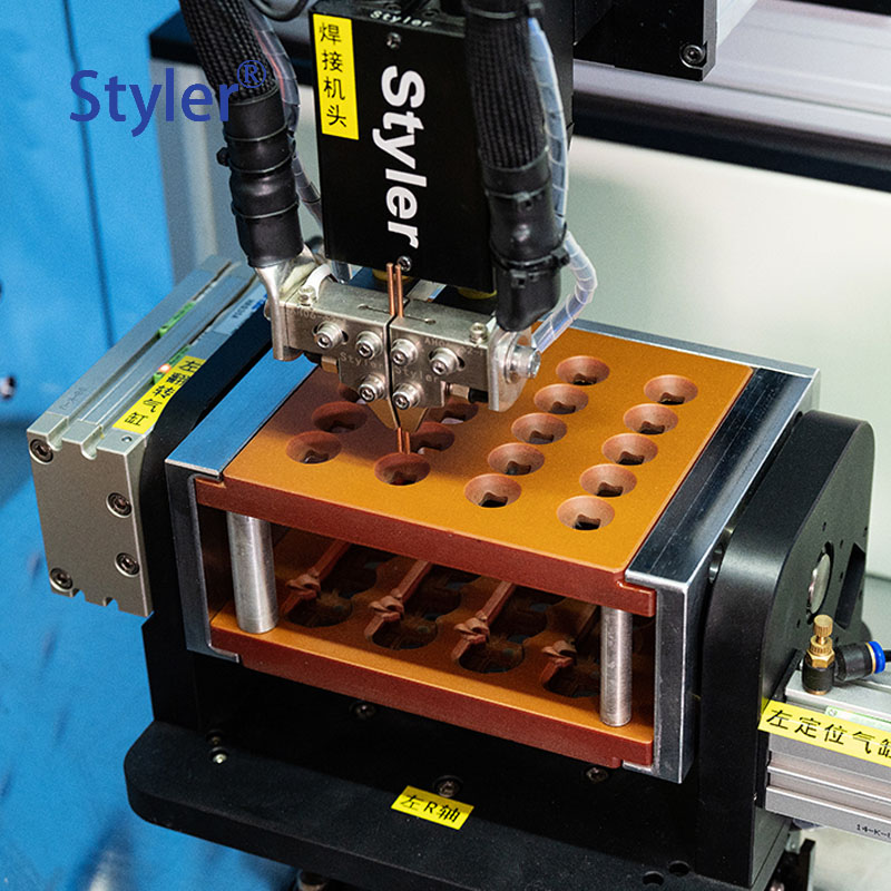 Seven-axis automation equipment